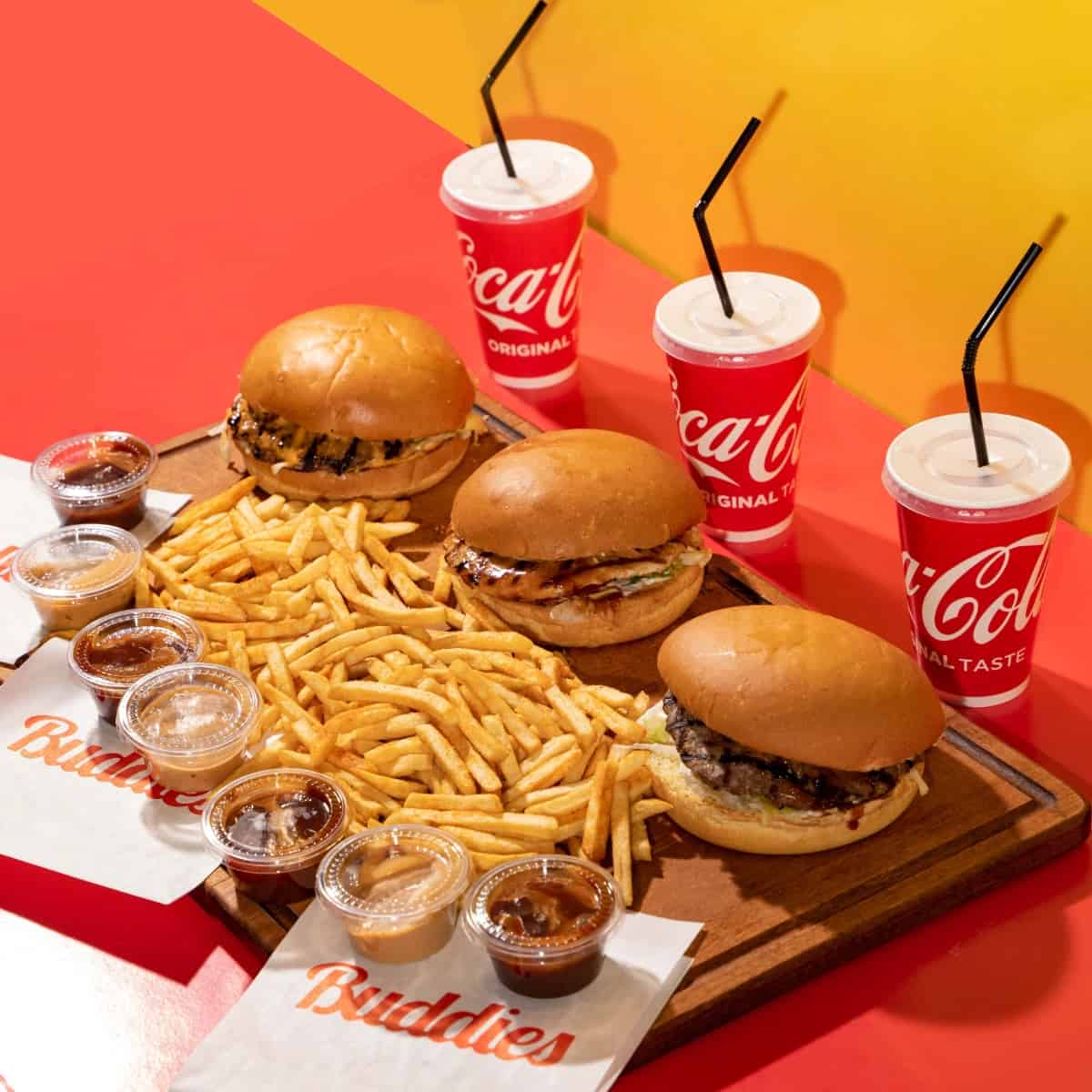 كومبو الاصدقاء الثلاثة